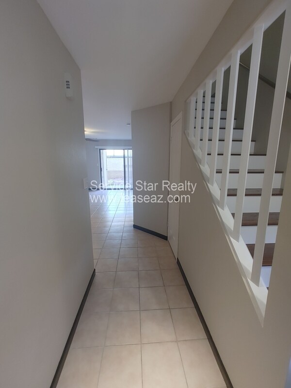 Building Photo - 12627 N La Montana Dr