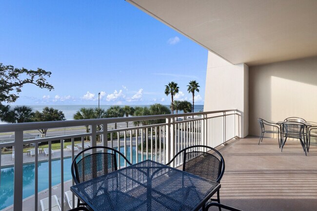 Building Photo - 2230 Beach Blvd