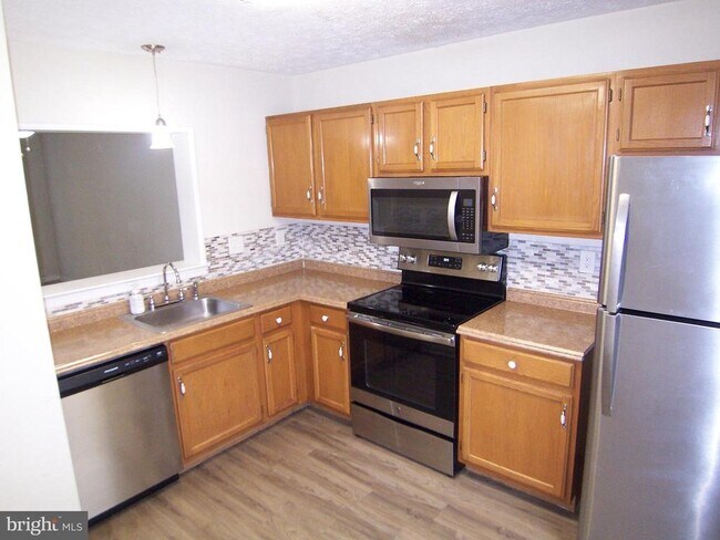 Building Photo - 3924 Cutty Sark Rd