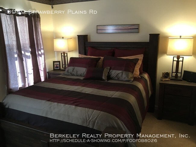 Foto del edificio - 3959 Strawberry Plains Rd