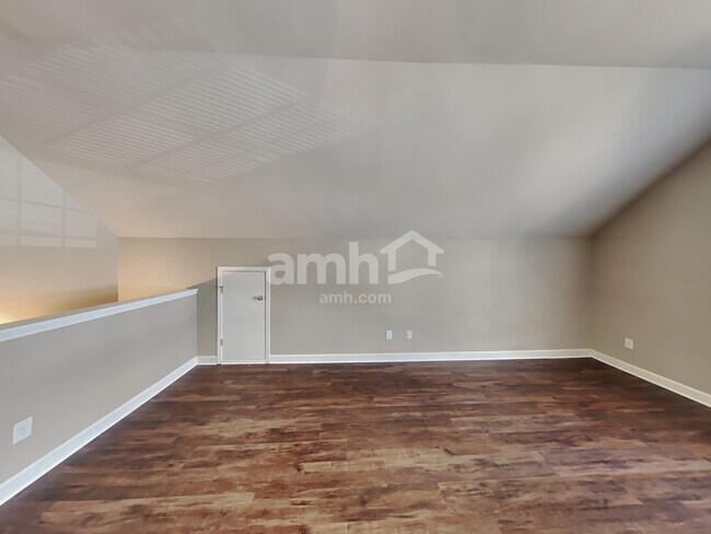 Foto del edificio - 149 Took Dr