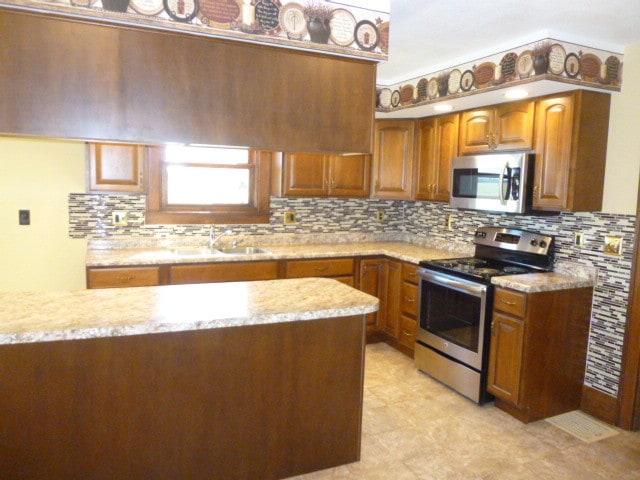 Building Photo - 12372 Stony Hollow Rd