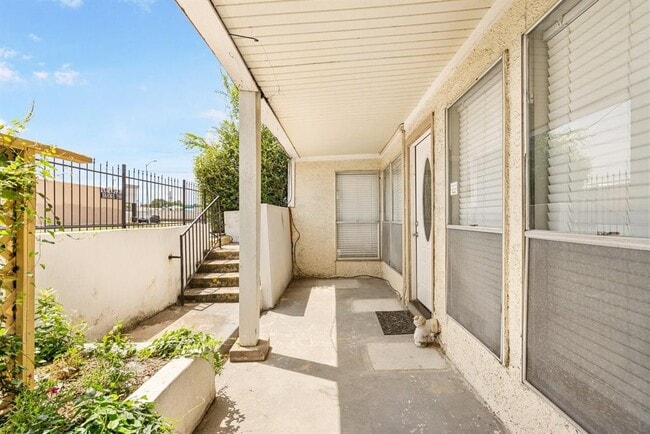 Building Photo - 781 Country Pl Dr