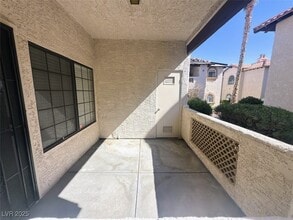 Building Photo - 1403 Santa Margarita St