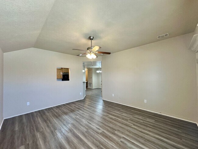 Foto del edificio - 1605 Powder River Dr