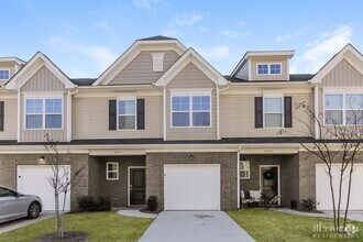 Building Photo - 2047 Aragon Lane