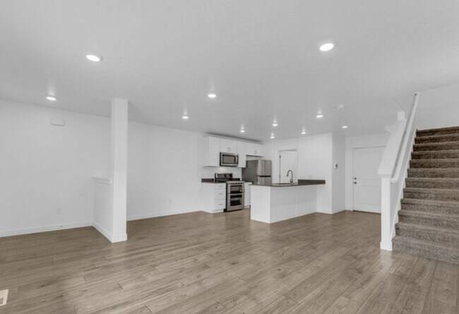 Foto del edificio - Available now!