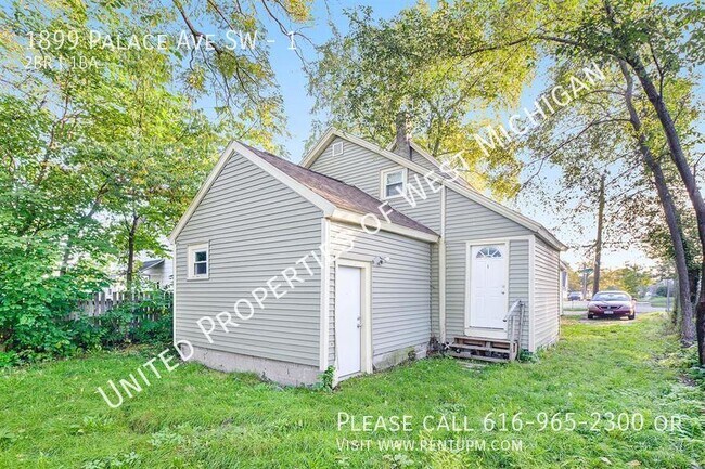 Building Photo - Tours Estimated to Begin 4/5 | 2 Bedroom 1...