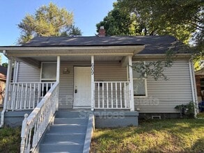 Building Photo - 609 18th Ave