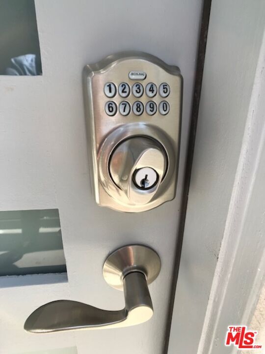 Foto del edificio - 601 Normandie Ave