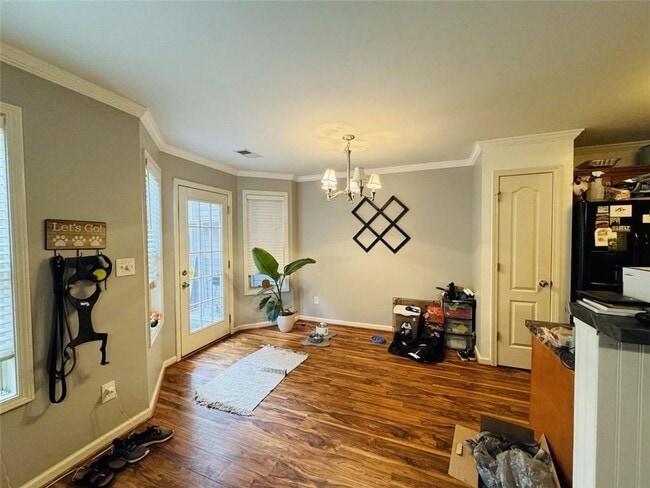 Foto del edificio - 106 Cypress Ct