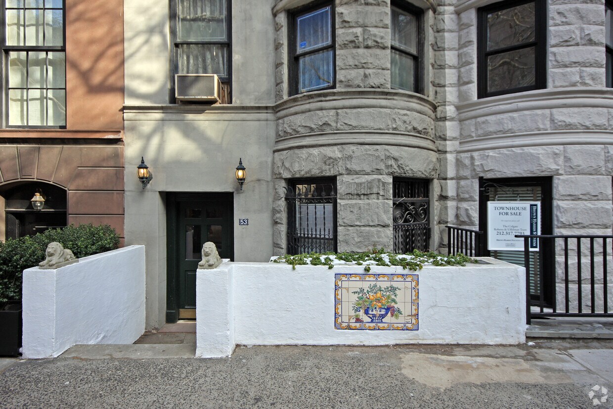 Foto del edificio - 53-55 E 92nd St