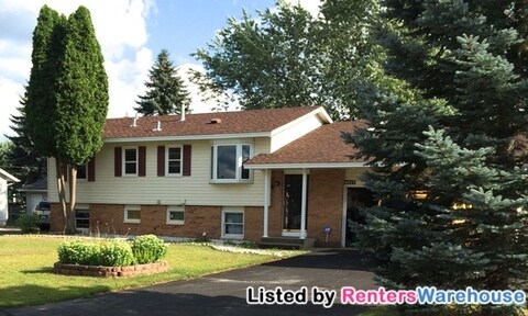 Primary Photo - 4017 80th Ave N