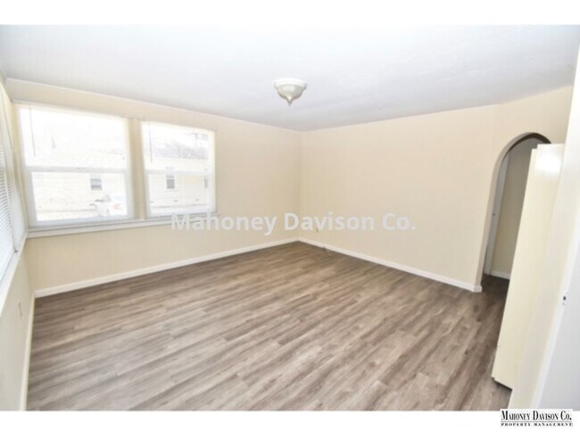 Foto del edificio - 2 Bdrm/1 Bath Duplex in the country, close...