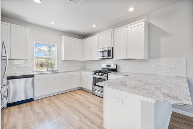 Foto del edificio - 10610 Scrub Oak Dr