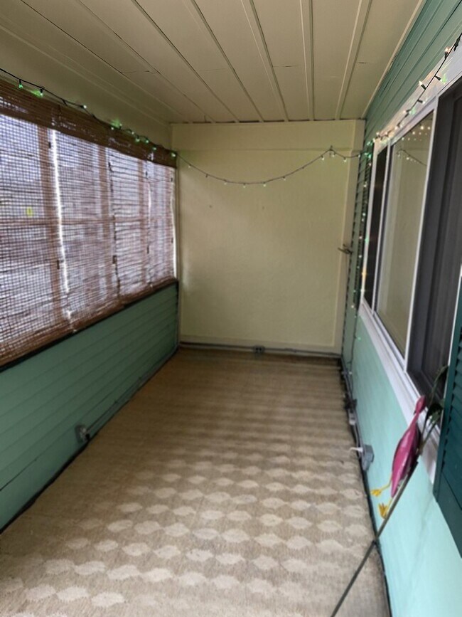 Porch - 1105 Middle St