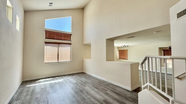 Building Photo - 3726 Penedos Dr
