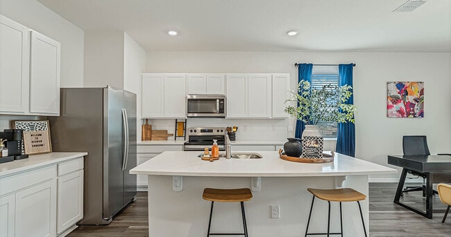 Building Photo - Reunion Crossing Townhomes