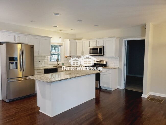 Building Photo - 5785 Crabapple Dr SW