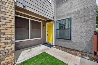 Building Photo - 9170 Forest Ln