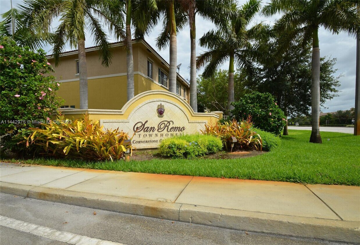 6032 SW 19th Ct, North Lauderdale, FL 33068 Townhome Rentals in North