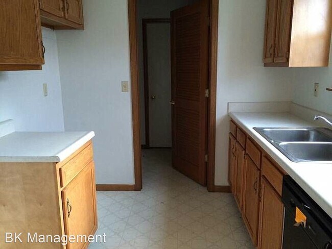 Building Photo - 3 br, 2 bath House - 504 Crockett Court
