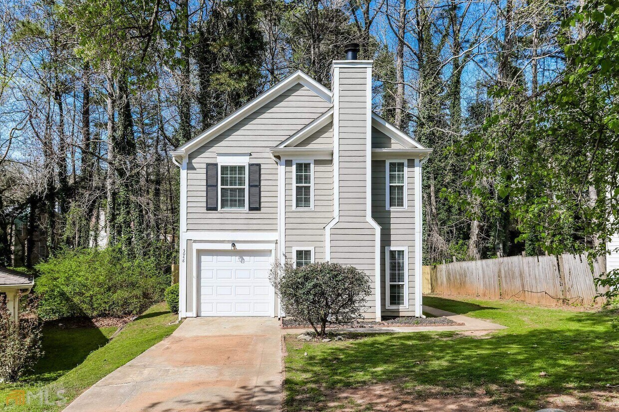 5048 Brittany Dr, Stone Mountain, GA 30083 House Rental in Stone