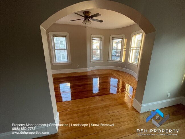 Foto del edificio - 216 Hope St