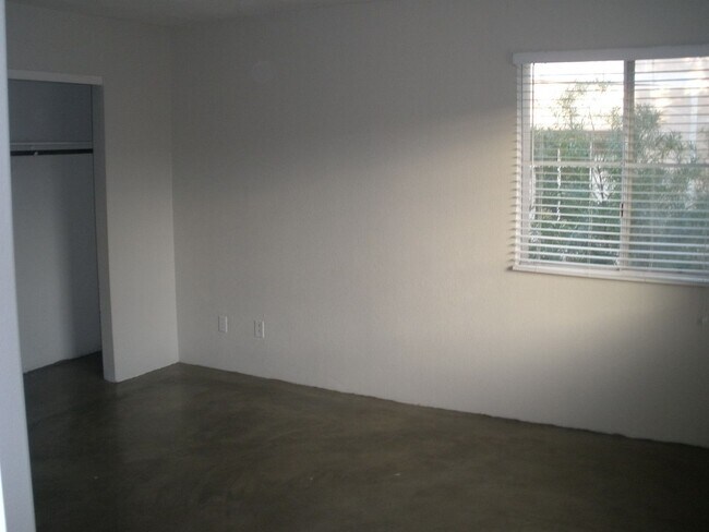 Foto del edificio - Fabulous 2nd floor condo in great Scottsda...