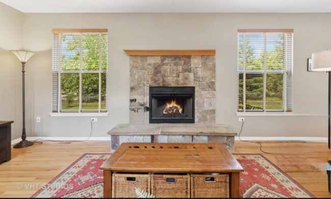 Building Photo - 841 Barclay Dr