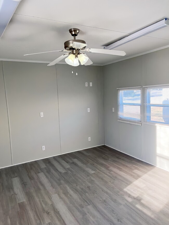 Foto del edificio - 110 N Michigan St