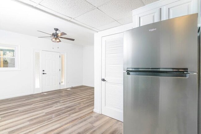 Building Photo - Experience the best of Decatur from the he...