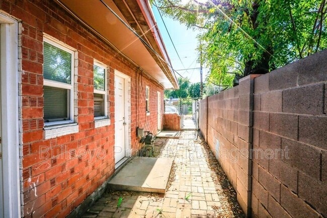 Photo - 303 W Highland Ave Apartment