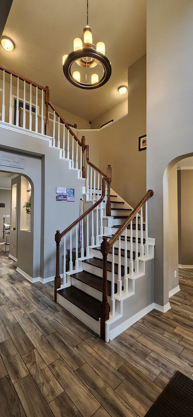 Foto del edificio - 584 Jack Dr