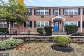 Building Photo - 1334 Montgomery Ave