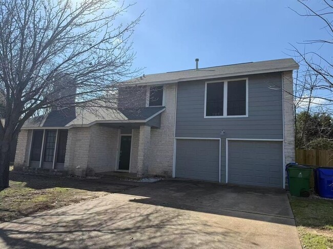 Building Photo - 407 Sycamore Dr