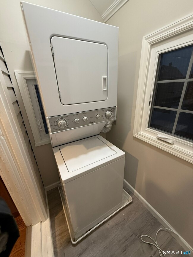 Building Photo - 49 Osborne Ave