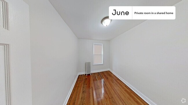 Building Photo - Private bedroom in 4 bed/1 bath Home