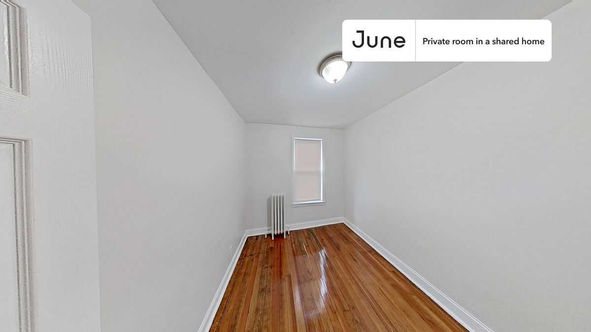 Primary Photo - Private bedroom in 4 bed/1 bath Home