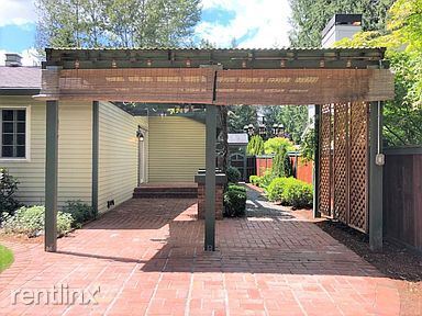 Primary Photo - 2 br, 1 bath House - 2414 231st Pl NE