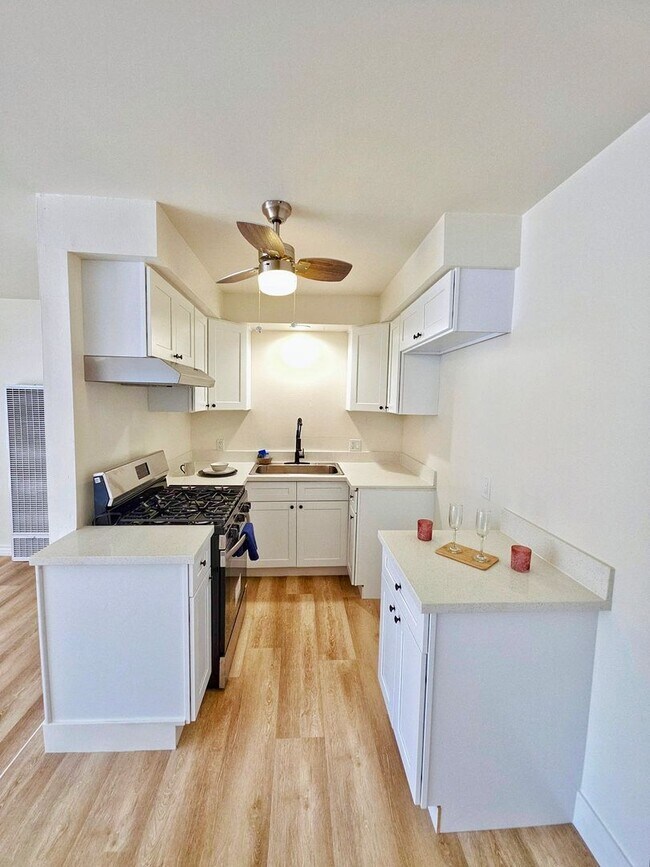 Interior Photo - Redondo Apartments