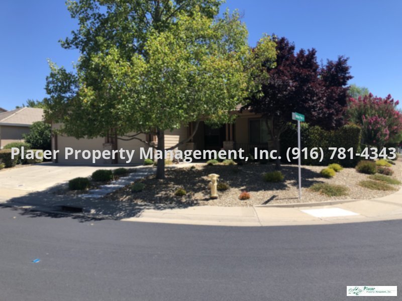 Roseville, 3 bedroom plus den, 3 bathroom... - Roseville,  3 bedroom plus den, 3 bathroom...