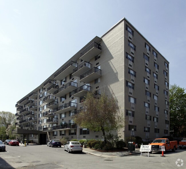 101 Monmouth St Apartments Apartments Brookline, MA