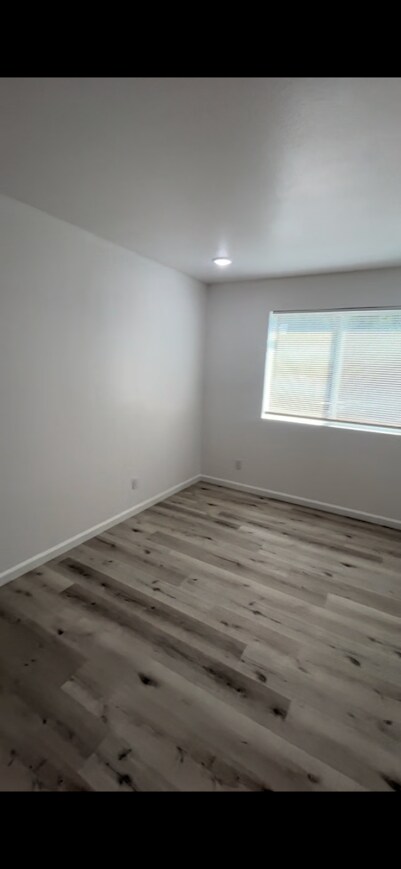 Foto del edificio - 2811 Tulare Ave