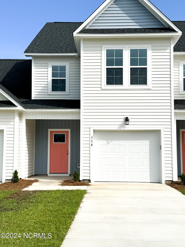 Building Photo - 114 Brg Pt Cir