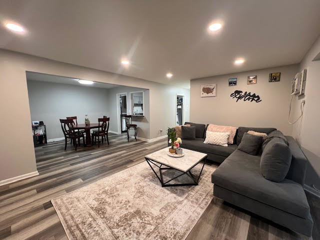Foto del edificio - 216 N Somerset Ln