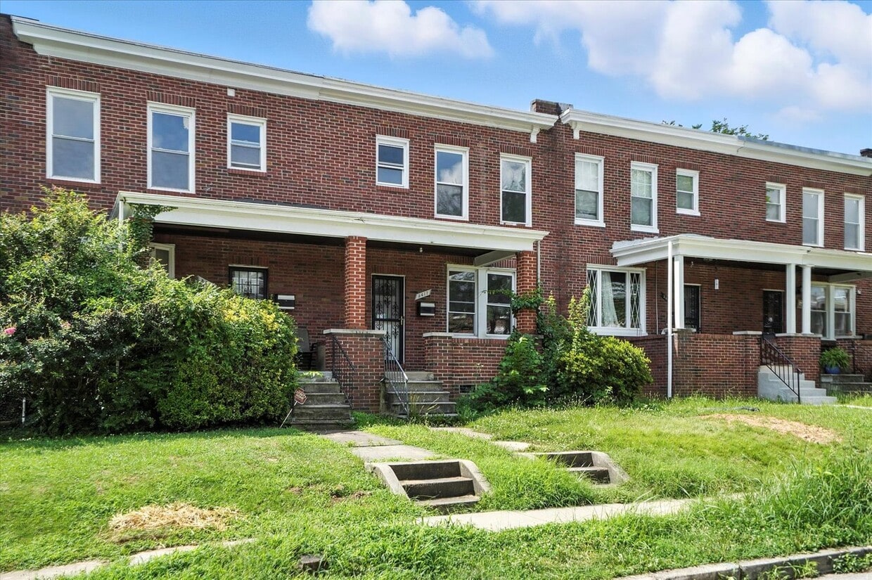 Primary Photo - 3417 Cliftmont Ave