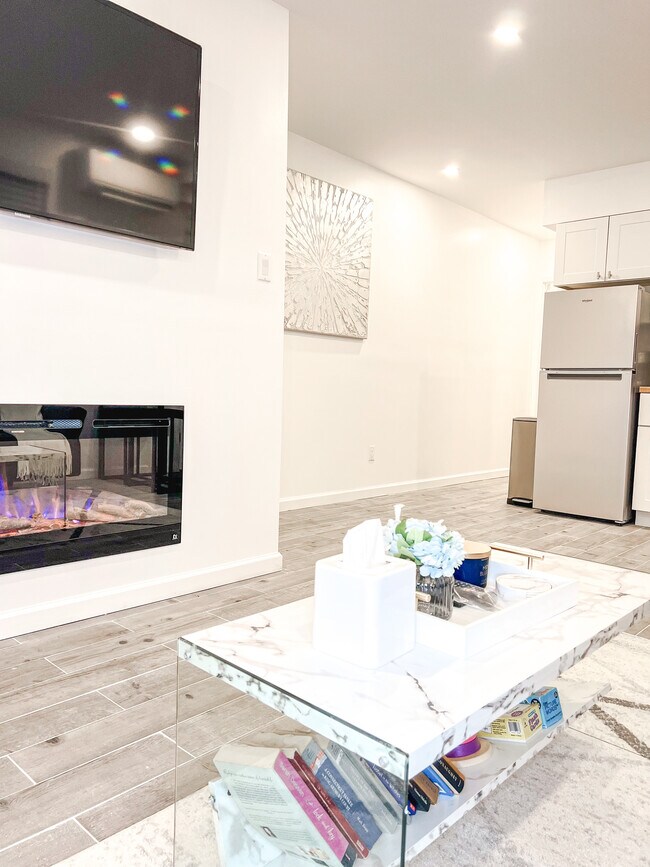 Foto del edificio - 8850 24th Ave