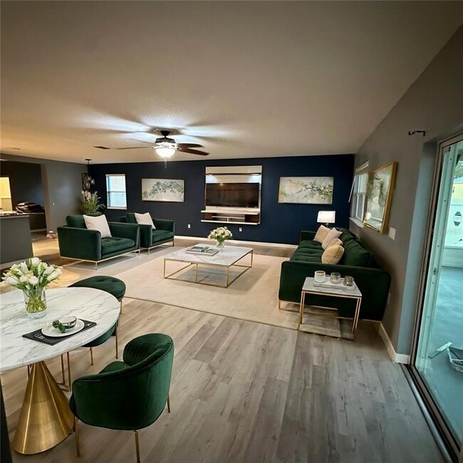 Foto del edificio - 944 Killarney Ln