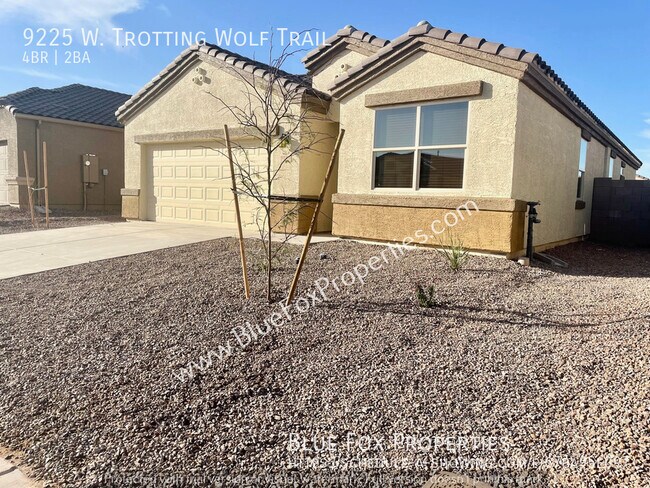 Foto del edificio - 9225 W. Trotting Wolf Trail